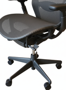 Herman Miller Mirra 2