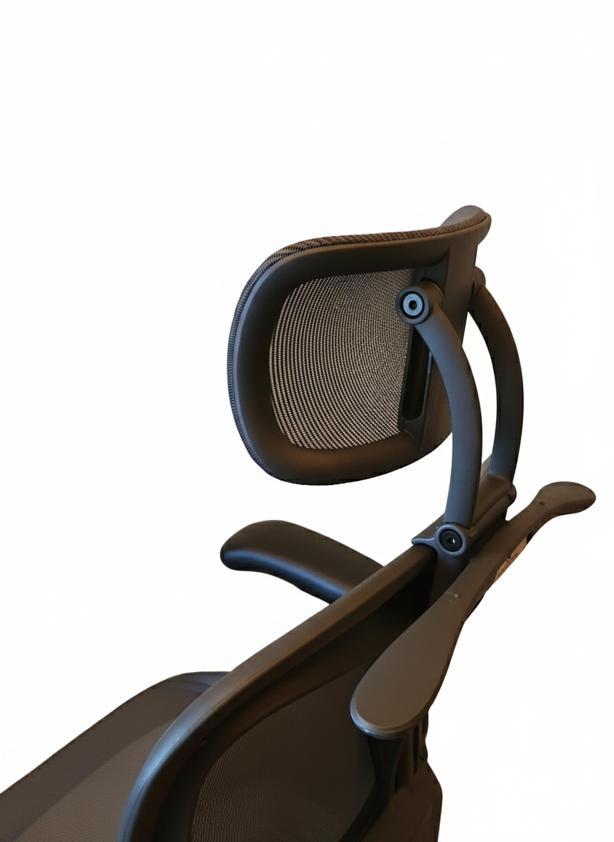 Herman Miller Aeron Remastered Size B with Headrest